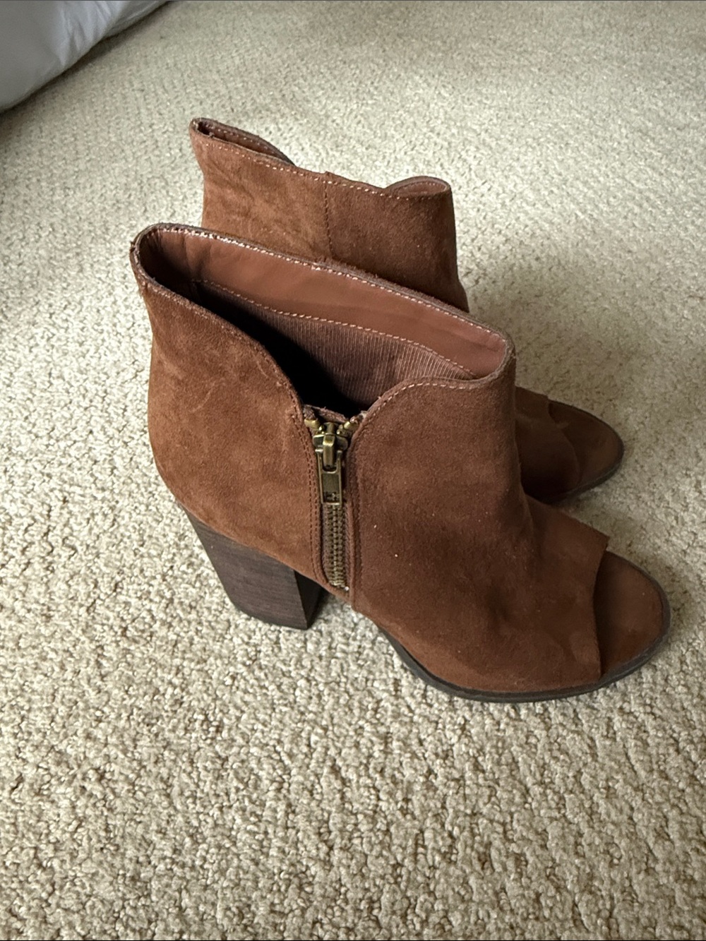 Carlos Santana Women’s Brown Suede Open-Toe Ankle Bootie with Side Zip size 7